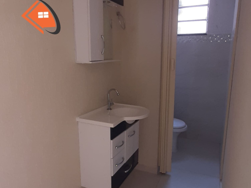 Aluga casa no centro de Sorocaba com dois dormitórios e duas suítes (ALUGADA)